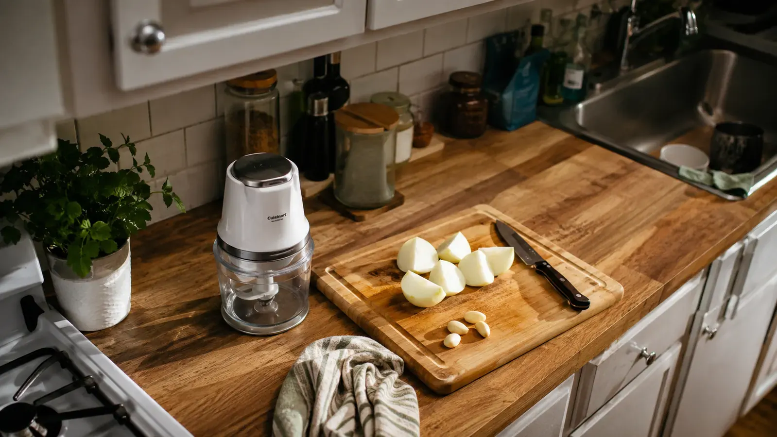 How to Chop Vegetables Fast with a Hamilton Beach Mini Chopper
